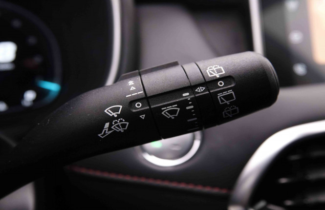 MG_MG_HS_2551065_17.jpg MG_MG_HS_2551065_17.jpg