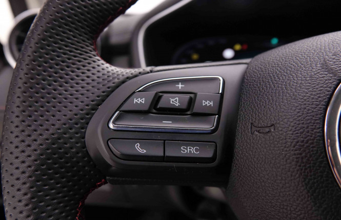 MG_MG_HS_2551065_18.jpg MG_MG_HS_2551065_18.jpg