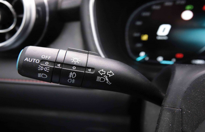 MG_MG_HS_2551582_15.jpg MG_MG_HS_2551582_15.jpg