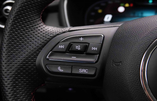 MG_MG_HS_2551589_19.jpg MG_MG_HS_2551589_19.jpg