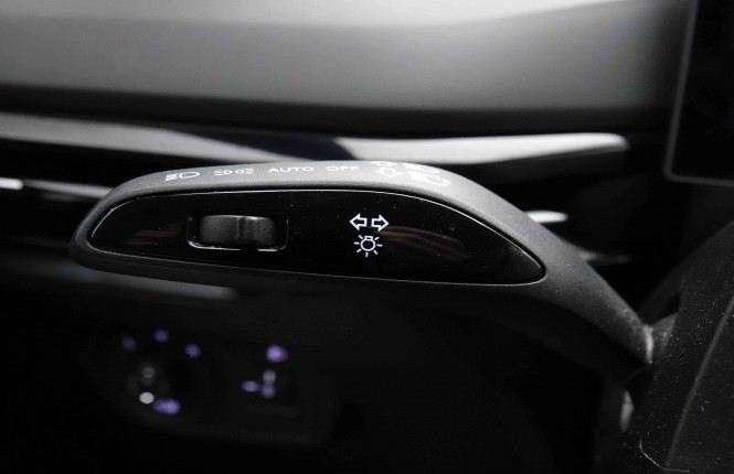 MG_MG_MG4_2652030_16.jpg MG_MG_MG4_2652030_16.jpg