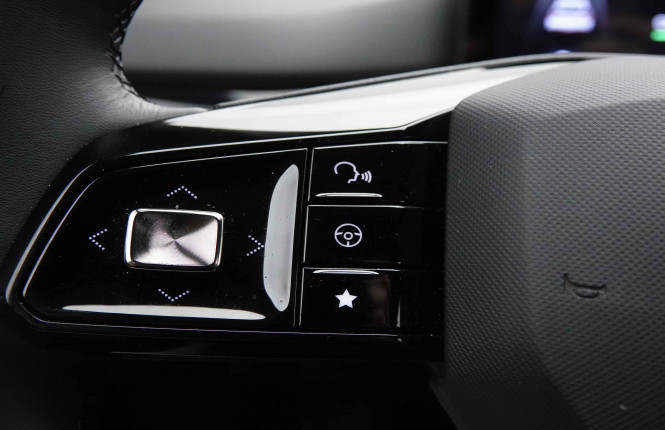 MG_MG_MG4_2652030_18.jpg MG_MG_MG4_2652030_18.jpg