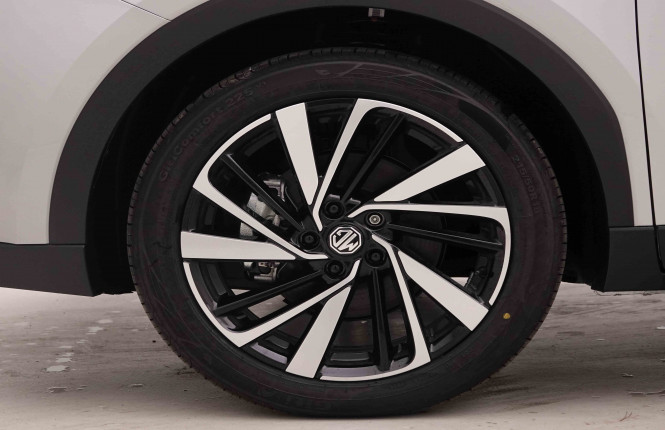 MG_MG_ZS_2551159_20.jpg MG_MG_ZS_2551159_20.jpg