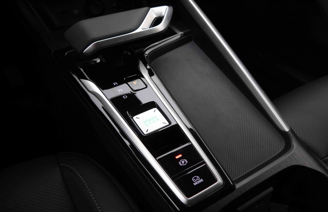 MG_MG_ZS_2652167_45.jpg MG_MG_ZS_2652167_45.jpg