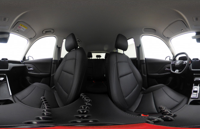 MG_MG_ZS_2652181_24.jpg MG_MG_ZS_2652181_24.jpg