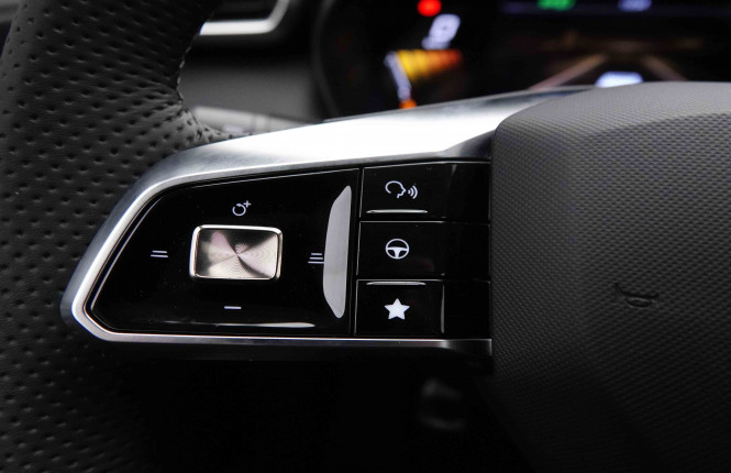 MG_MG_ZS_2652214_18.jpg MG_MG_ZS_2652214_18.jpg