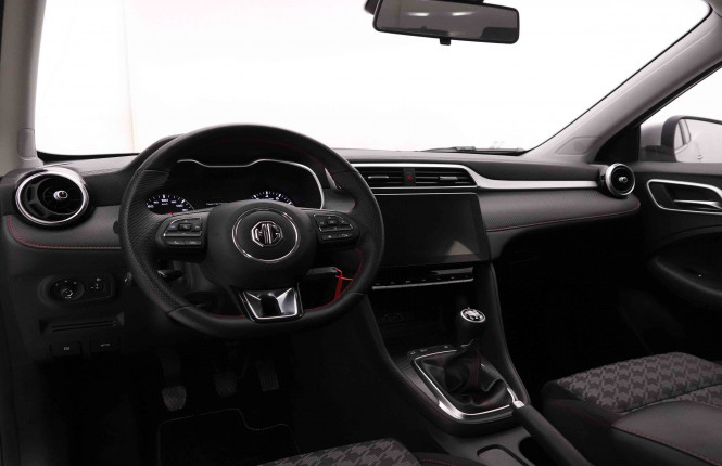 MG_MG_ZS_2652281_7.jpg MG_MG_ZS_2652281_7.jpg