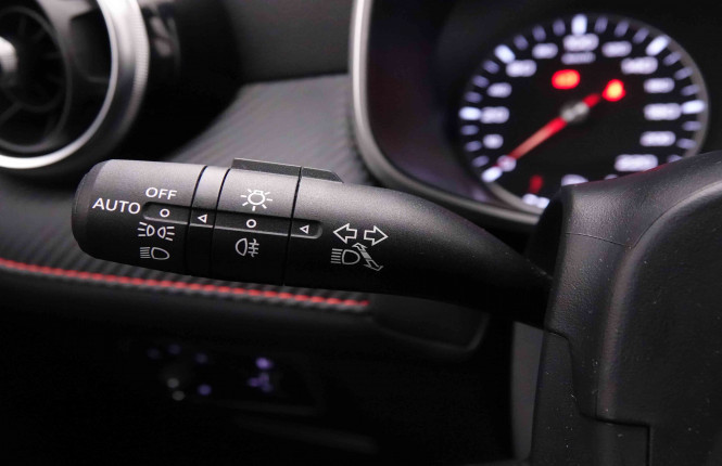 MG_MG_ZS_2652282_15.jpg MG_MG_ZS_2652282_15.jpg