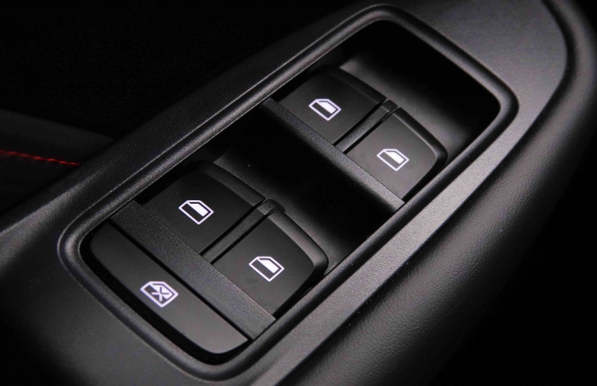 MG_MG_ZS_2652282_20.jpg MG_MG_ZS_2652282_20.jpg