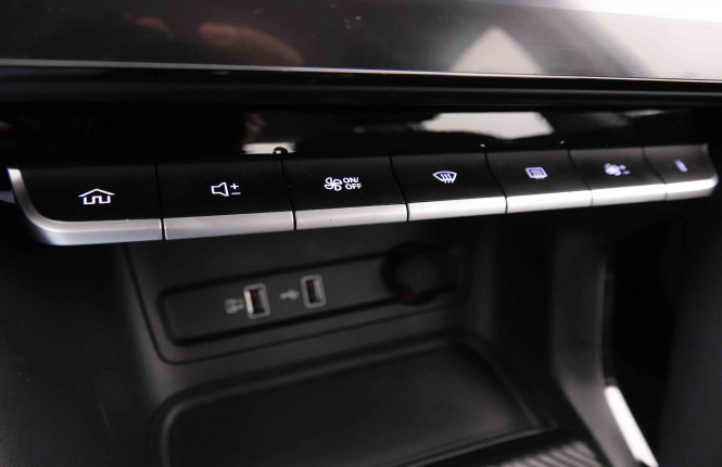 MG_MG_ZS_2652288_12.jpg MG_MG_ZS_2652288_12.jpg