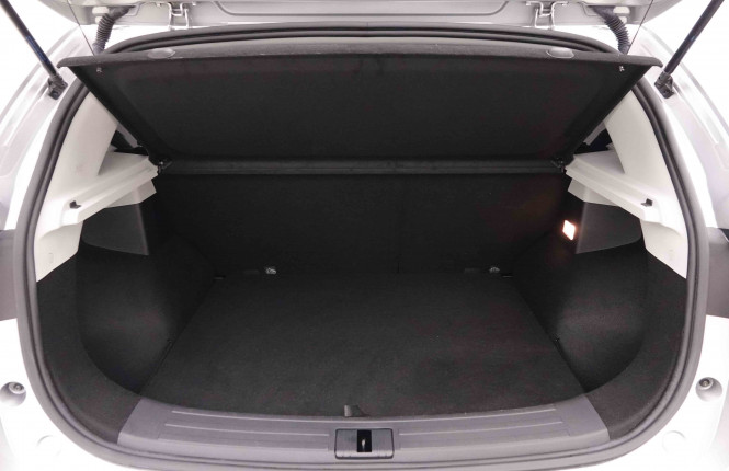 MG_MG_ZS_2652293_5.jpg MG_MG_ZS_2652293_5.jpg