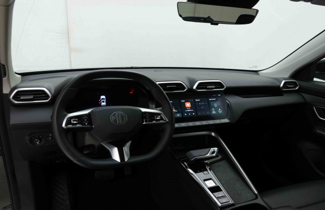 MG_MG_ZS_2653300_7.jpg