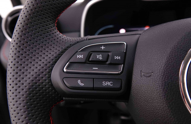 MG_MG_ZS_2654647_43.jpg MG_MG_ZS_2654647_43.jpg
