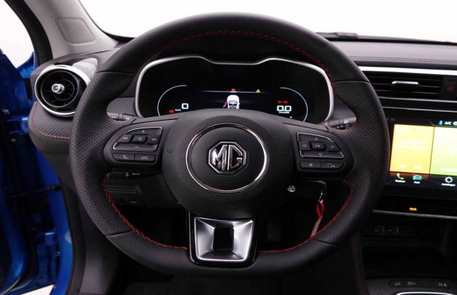 MG_MG_ZS_2654701_38.jpg MG_MG_ZS_2654701_38.jpg