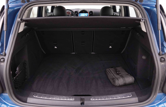 MINI_MINI_COOPERCOUN_2446669_5.jpg