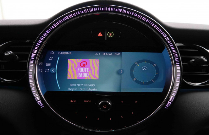 MINI_MINI_COOPERSE_2652953_10.jpg MINI_MINI_COOPERSE_2652953_10.jpg