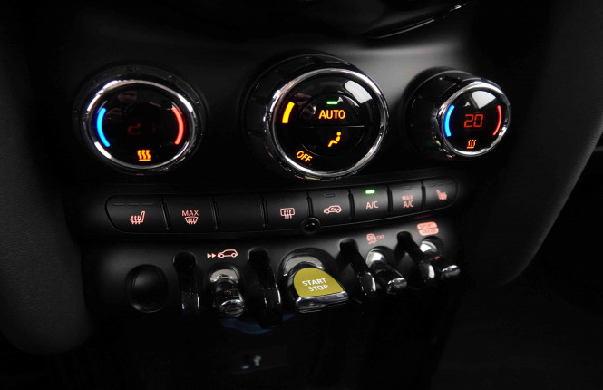 MINI_MINI_COOPERSE_2652953_13.jpg MINI_MINI_COOPERSE_2652953_13.jpg