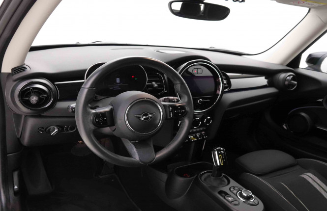 MINI_MINI_COOPERSE_2652953_7.jpg MINI_MINI_COOPERSE_2652953_7.jpg