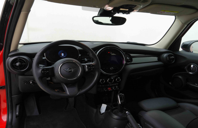 MINI_MINI_COOPER_2654922_7.jpg MINI_MINI_COOPER_2654922_7.jpg