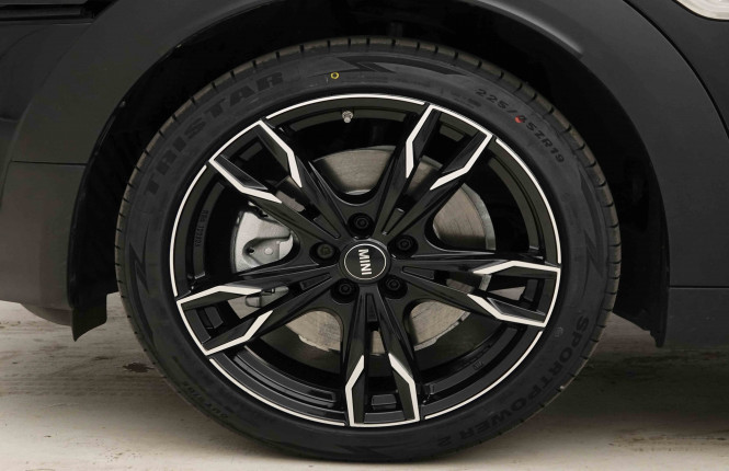 MINI_MINI_COUNTRYMAN_2654392_23.jpg