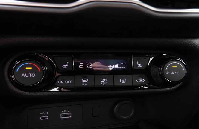 NISSAN_NISSAN_JUKE_2547532_12.jpg