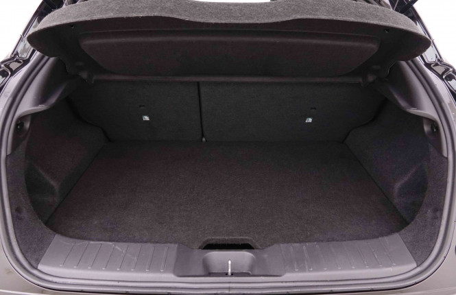 NISSAN_NISSAN_JUKE_2547607_5.jpg