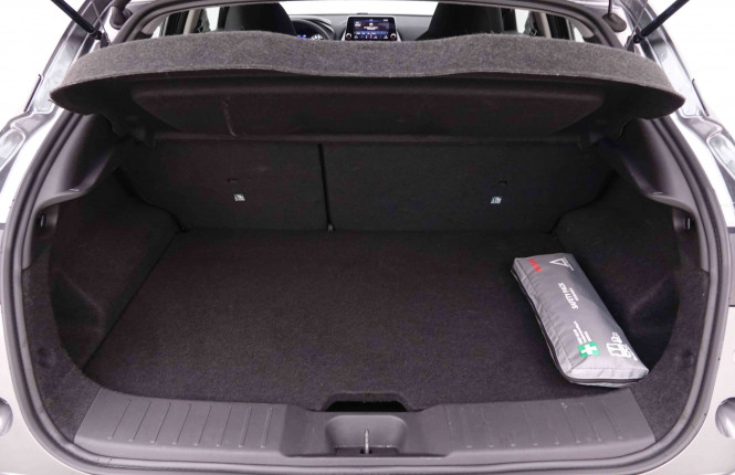 NISSAN_NISSAN_JUKE_2547612_5.jpg