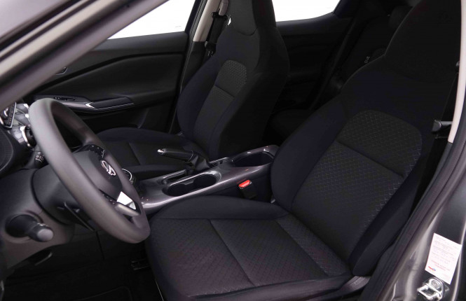 NISSAN_NISSAN_JUKE_2547613_6.jpg