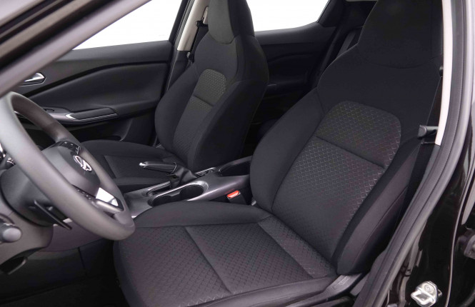 NISSAN_NISSAN_JUKE_2547615_6.jpg