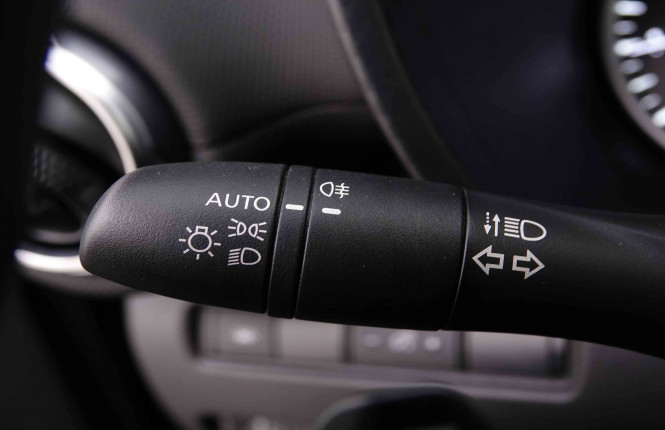 NISSAN_NISSAN_JUKE_2547617_13.jpg