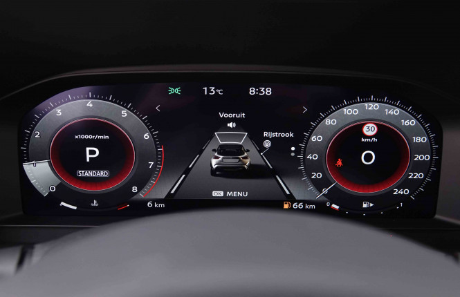 NISSAN_NISSAN_JUKE_2547727_13.jpg
