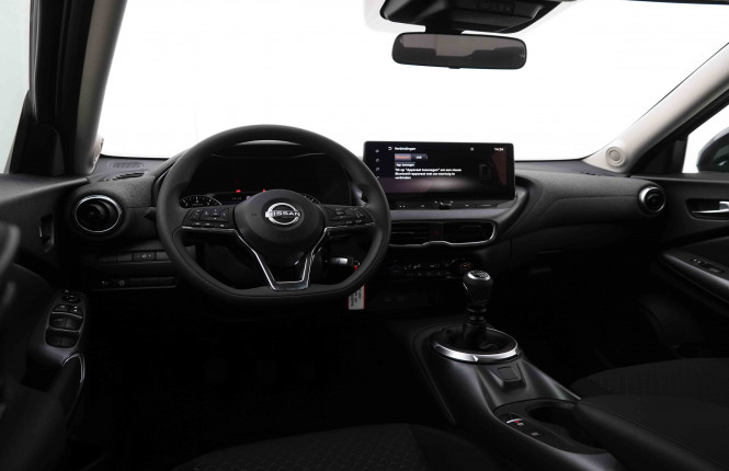 NISSAN_NISSAN_JUKE_2548795_7.jpg