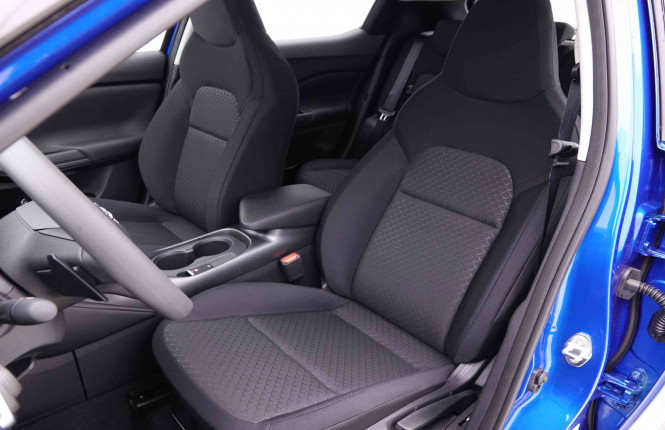 NISSAN_NISSAN_JUKE_2549291_6.jpg