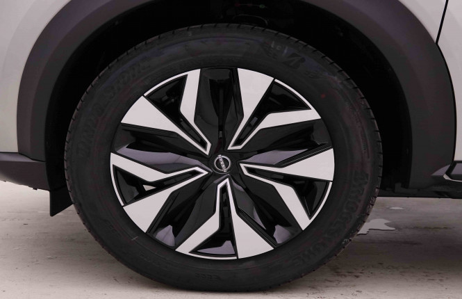 NISSAN_NISSAN_JUKE_2549292_19.jpg