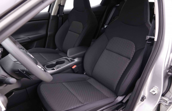 NISSAN_NISSAN_JUKE_2549292_6.jpg