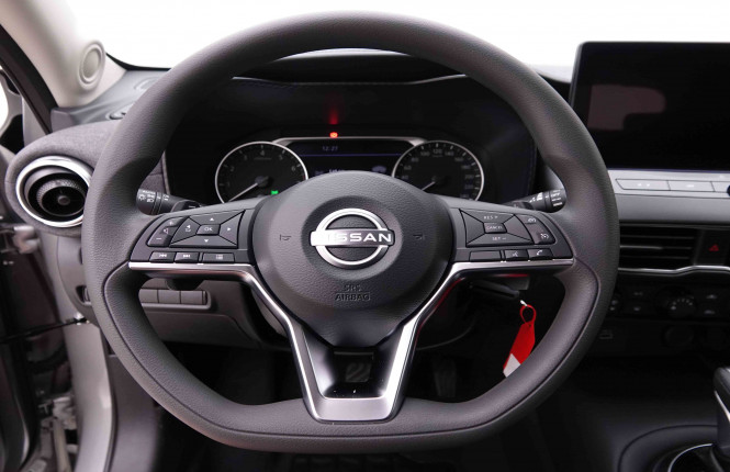 NISSAN_NISSAN_JUKE_2549292_8.jpg