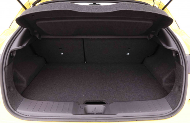 NISSAN_NISSAN_JUKE_2549294_5.jpg