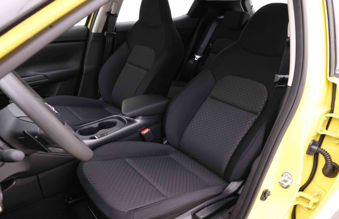NISSAN_NISSAN_JUKE_2549294_6.jpg
