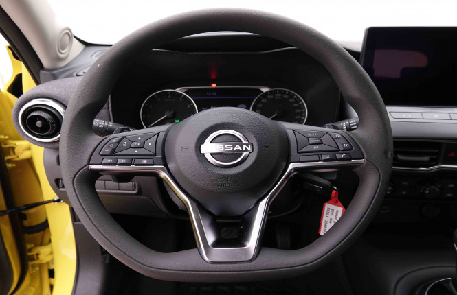 NISSAN_NISSAN_JUKE_2549294_8.jpg