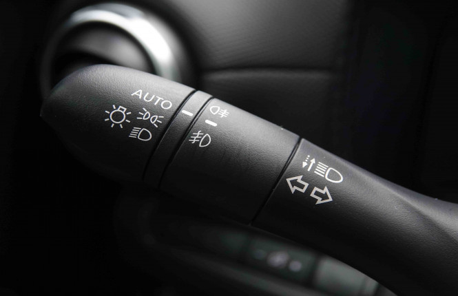 NISSAN_NISSAN_JUKE_2549904_16.jpg