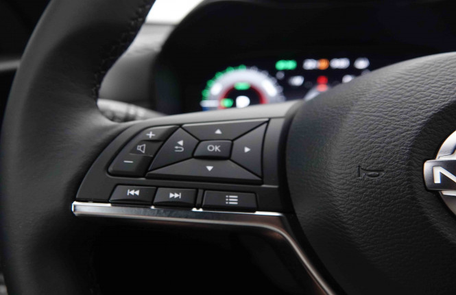 NISSAN_NISSAN_JUKE_2549904_18.jpg