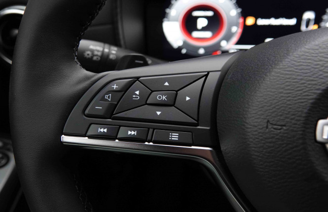 NISSAN_NISSAN_JUKE_2653031_16.jpg NISSAN_NISSAN_JUKE_2653031_16.jpg