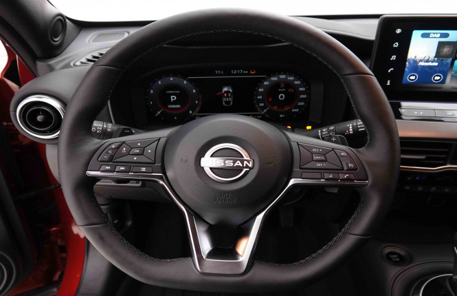 NISSAN_NISSAN_JUKE_2653035_8.jpg