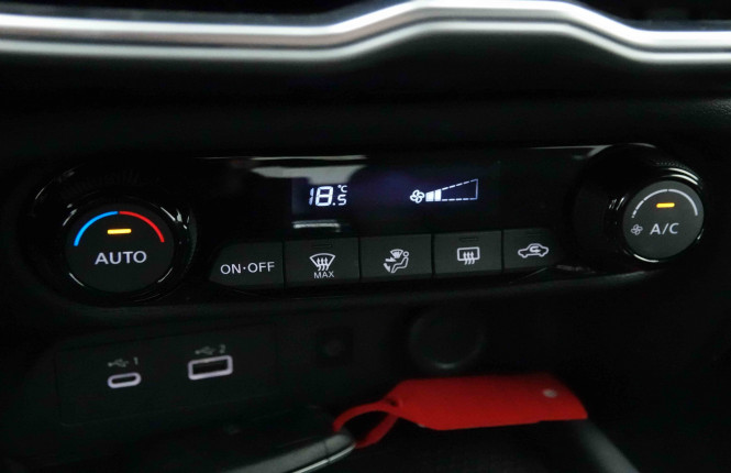 NISSAN_NISSAN_JUKE_2653187_13.jpg