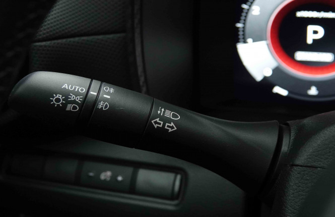 NISSAN_NISSAN_JUKE_2653187_15.jpg