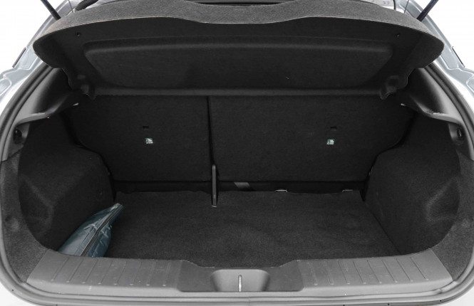 NISSAN_NISSAN_JUKE_2653193_5.jpg