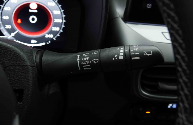 NISSAN_NISSAN_JUKE_2653357_15.jpg