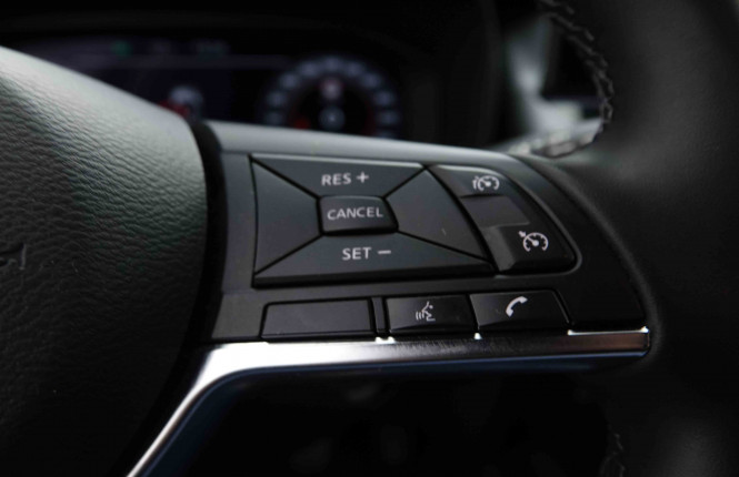 NISSAN_NISSAN_JUKE_2653358_17.jpg NISSAN_NISSAN_JUKE_2653358_17.jpg