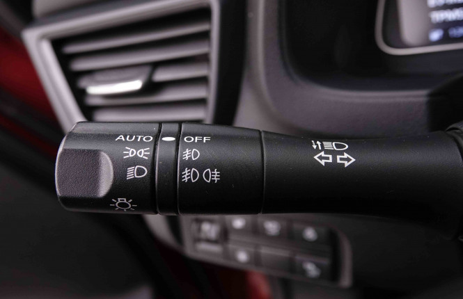 NISSAN_NISSAN_LEAF_2547479_18.jpg