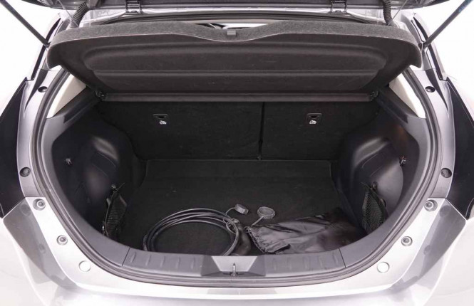 NISSAN_NISSAN_LEAF_2654704_36.jpg NISSAN_NISSAN_LEAF_2654704_36.jpg